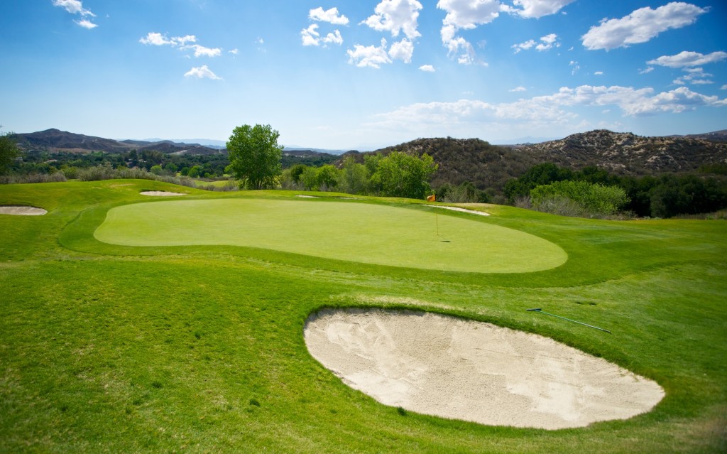 golf-green-and-sand-trap